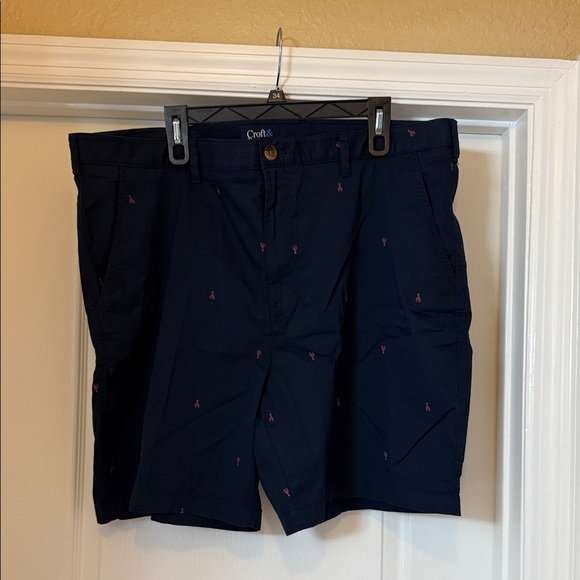 Croft & Barrow Men's Navy lobster shorts size 44 - Picture 1 of 3